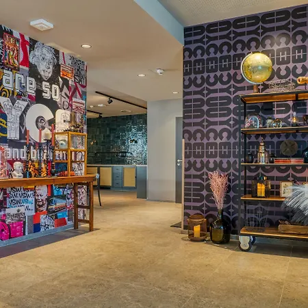 מלון Plaza אולם