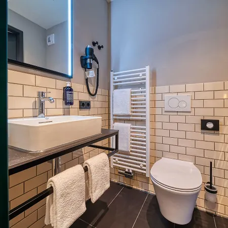 מלון Plaza אולם